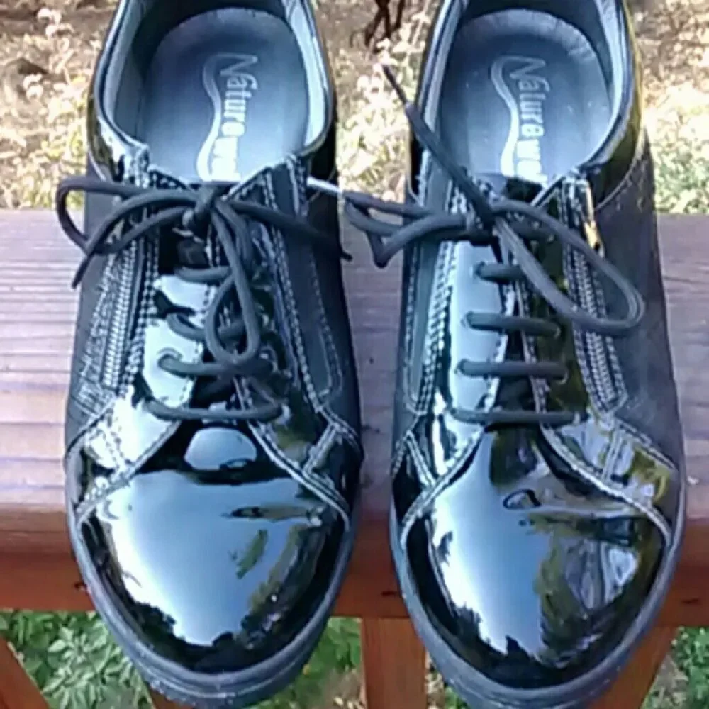 Naturewell Leather Shoes